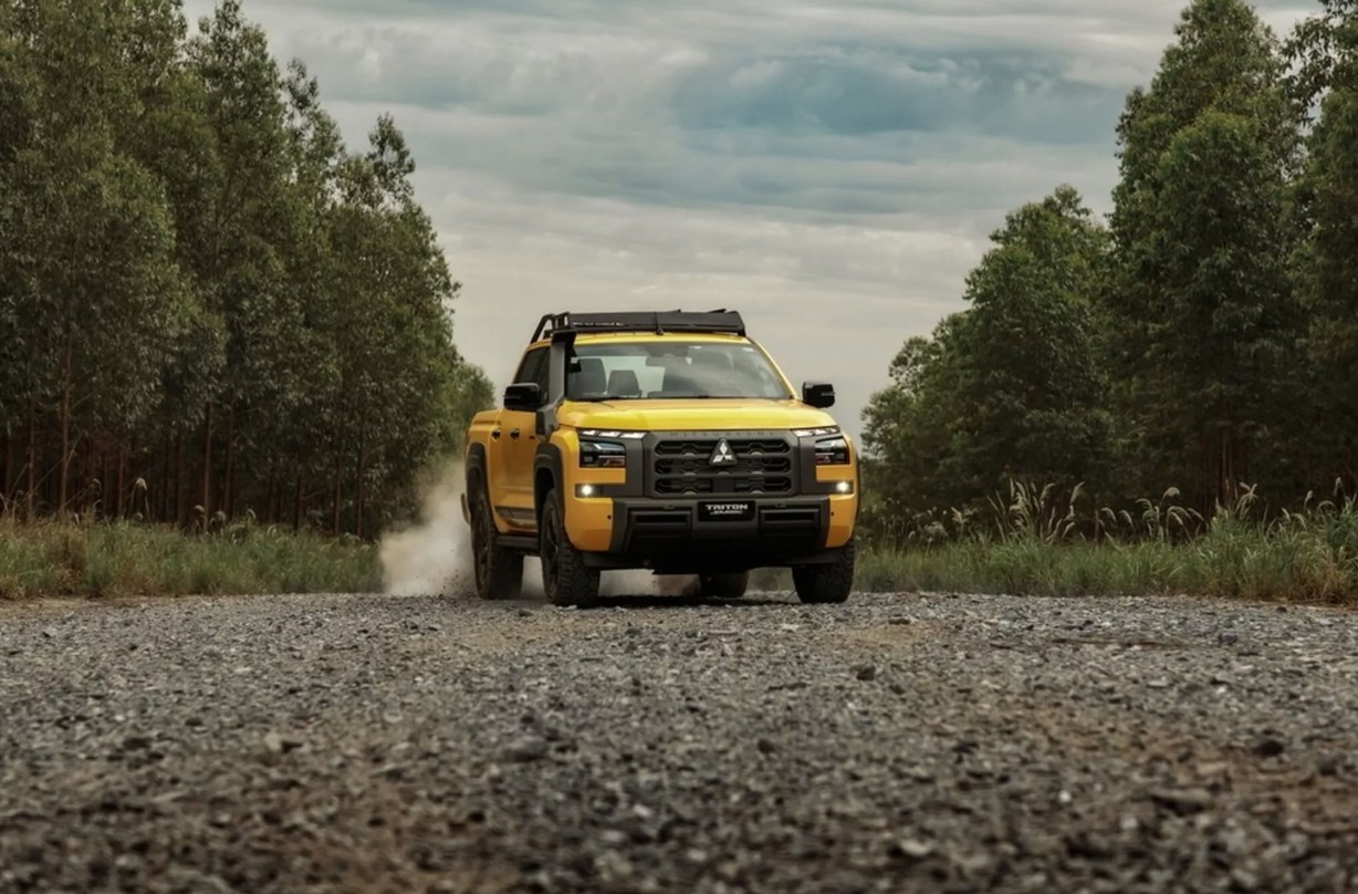 2025-Mitsubishi-Triton-Savana 5.jpg