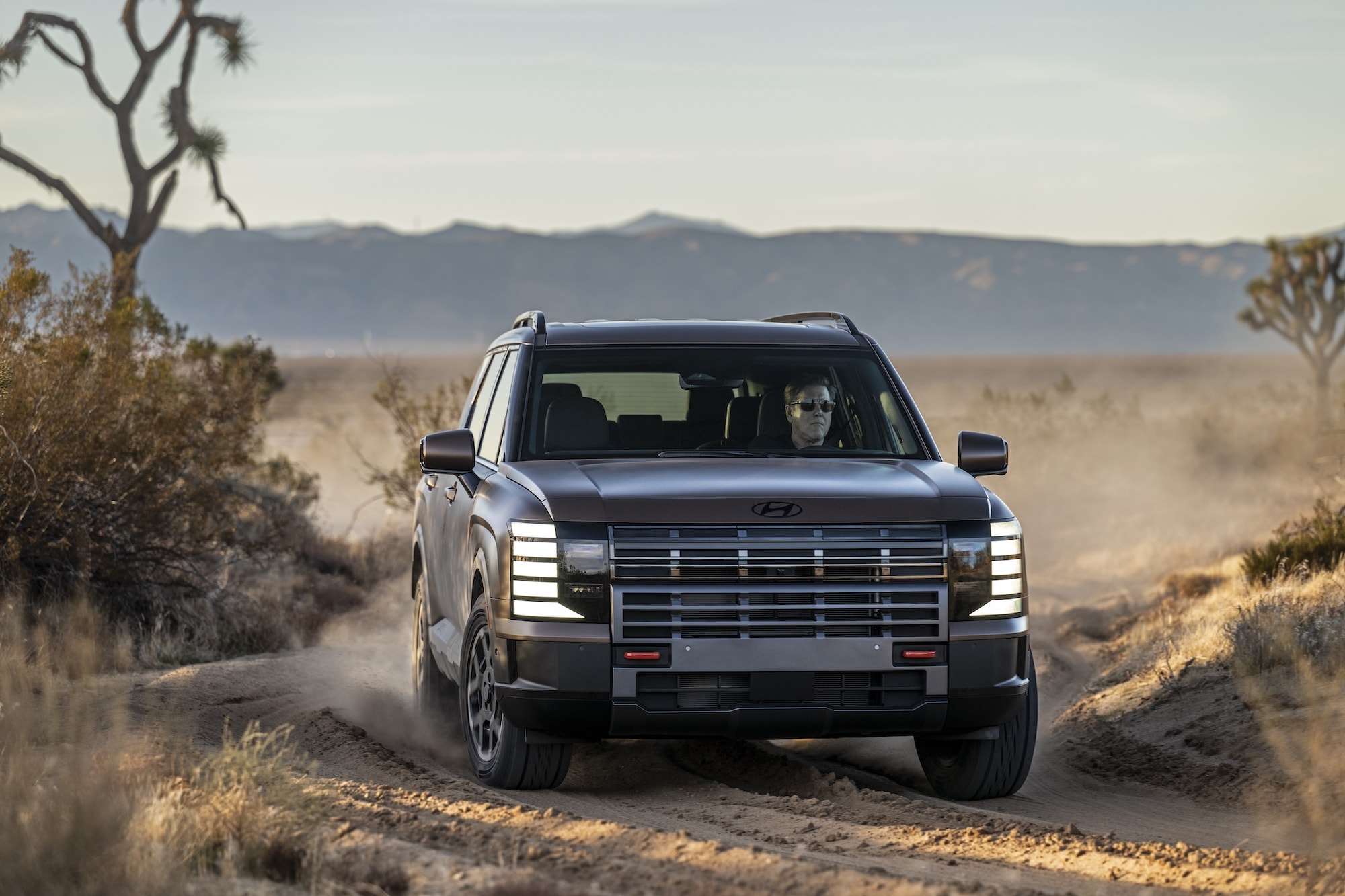 2026-hyundai-palisade-how-does-the-all-new-flagship-crossover-suv-compare-to-its-rivals_6.jpg