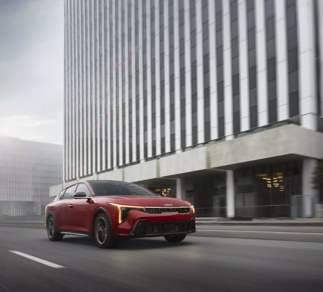 2026-Kia-K4 4.jpg