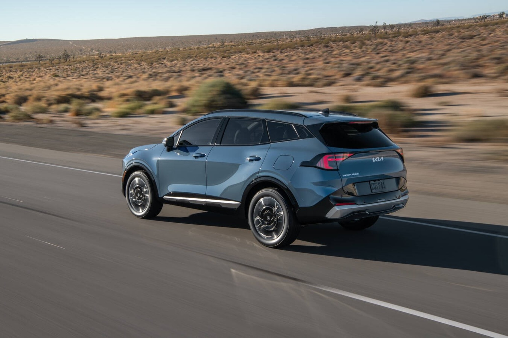 2026-kia-sportage-hev-facelift-priced-from-30290_4.jpg