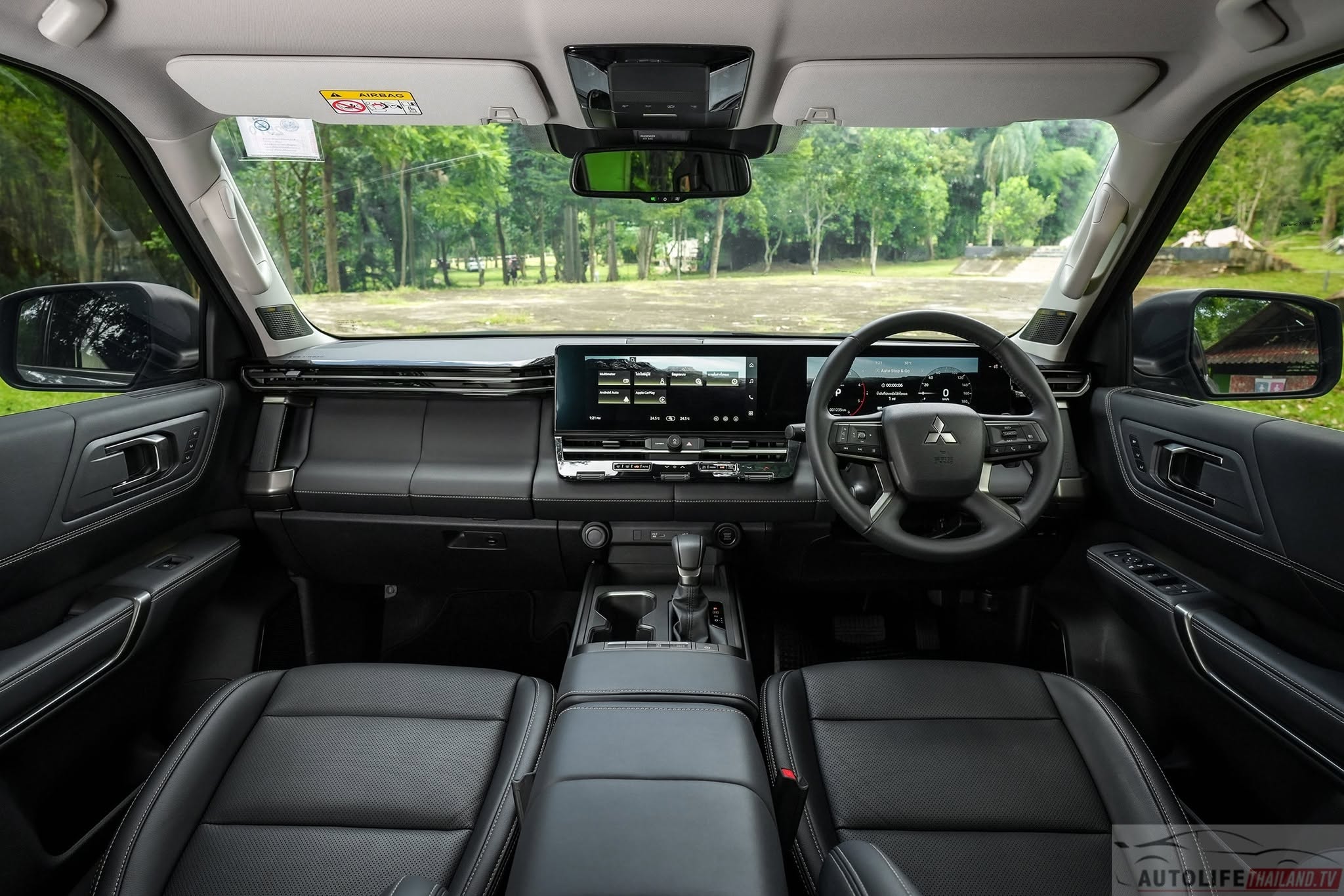 2026 Mitsubishi Pajero 4.jpg