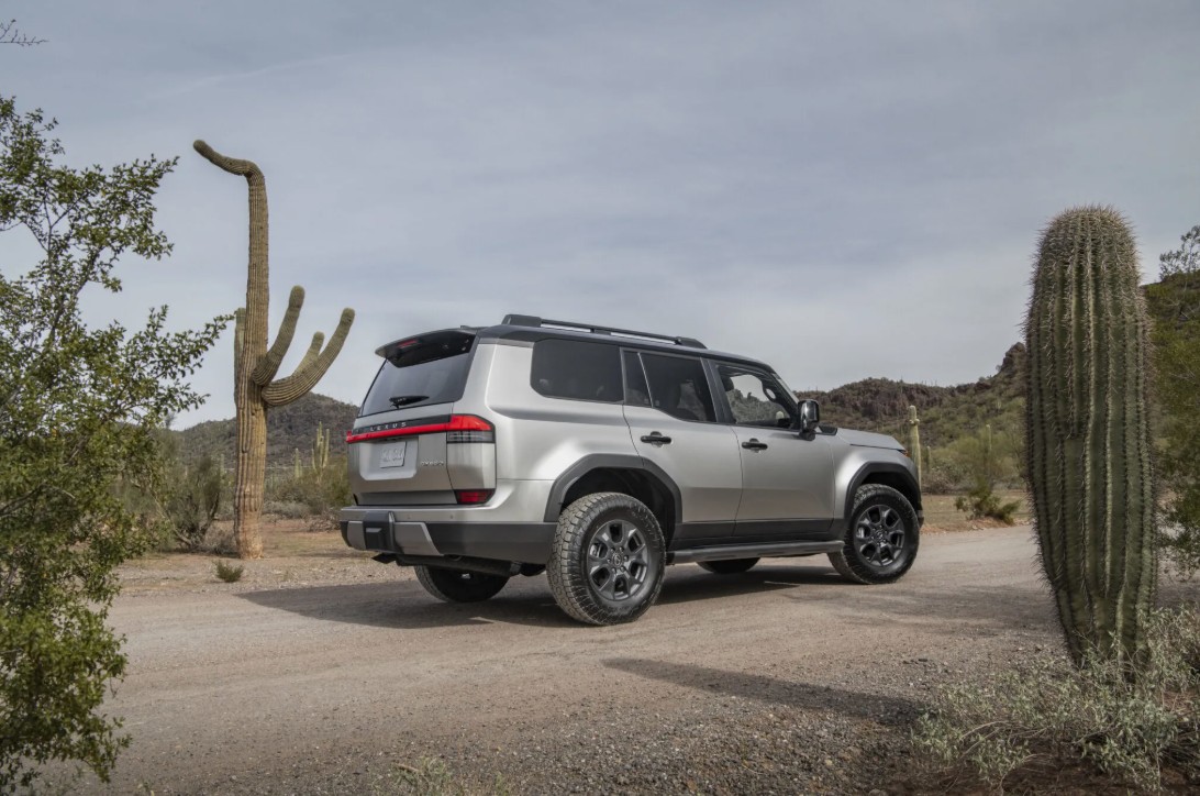 2026_Lexus_GX 2.jpg