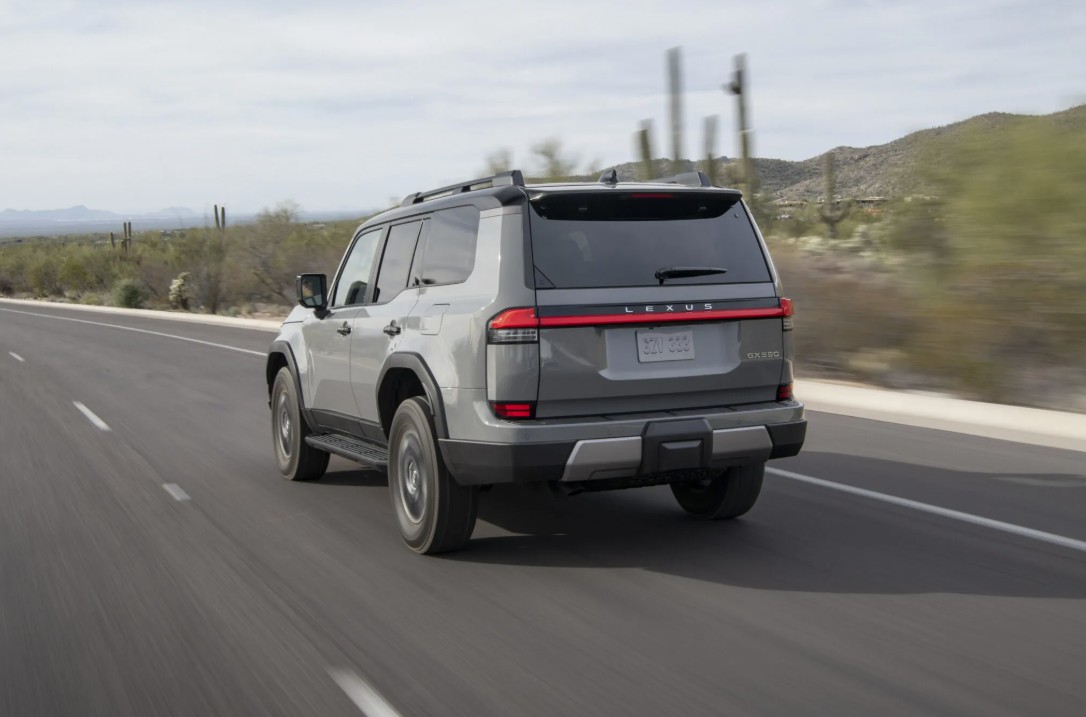 2026_Lexus_GX 3.jpg