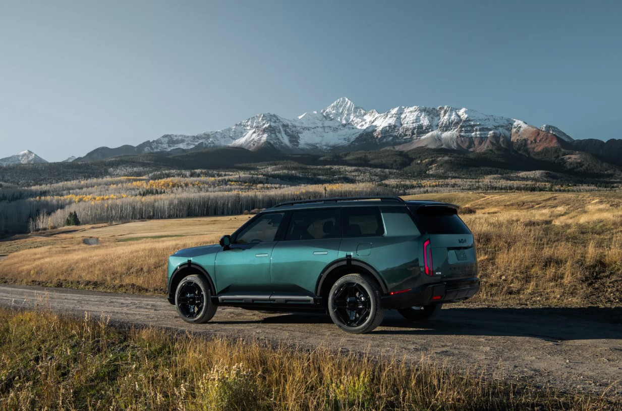 2027-Kia-Telluride-Hybrid 3.jpg