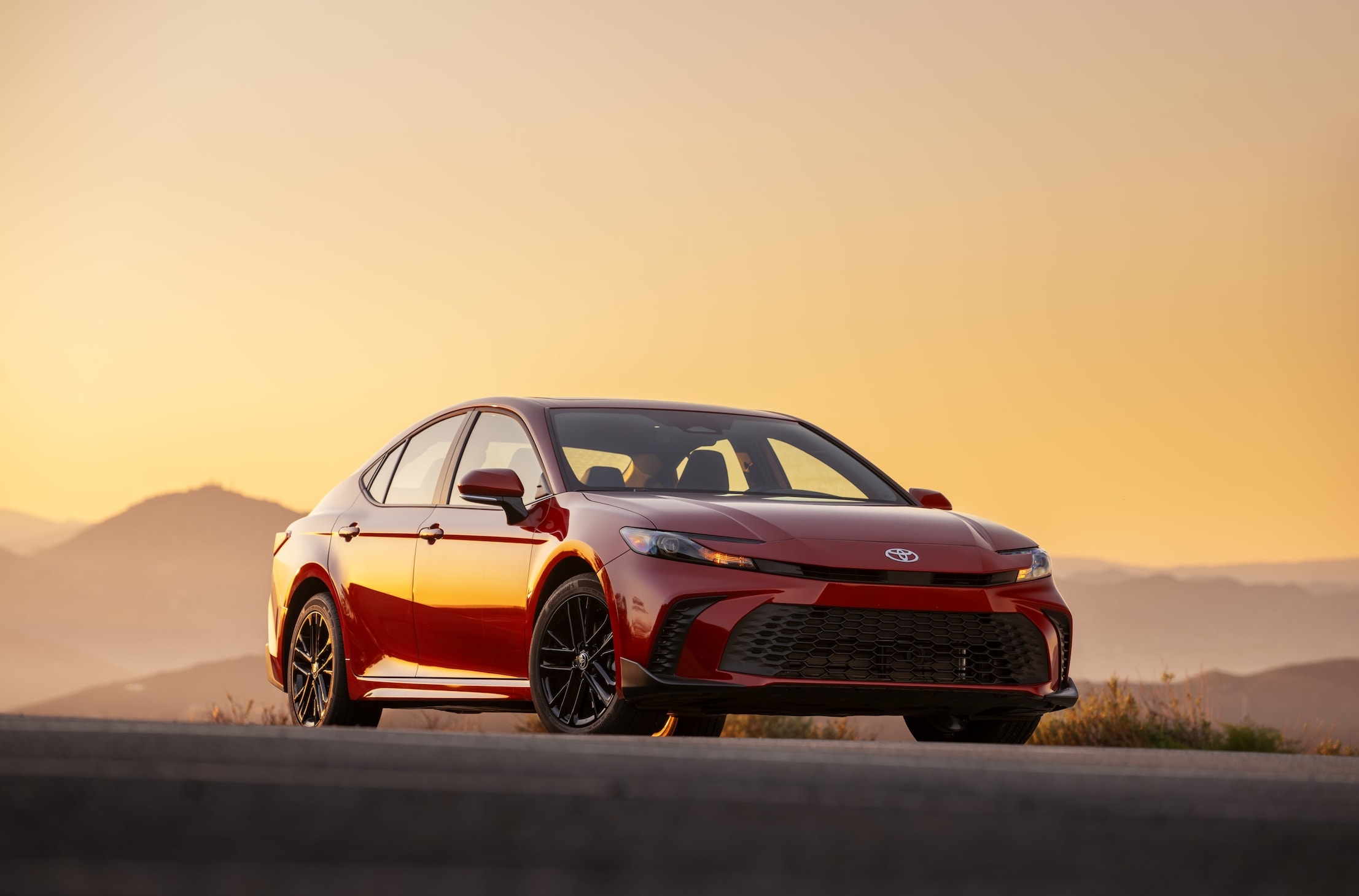 2027-toyota-camry-breaks-cover-with-new-nothing-because-why-fix-it-if-it-aint-broken_15.jpg