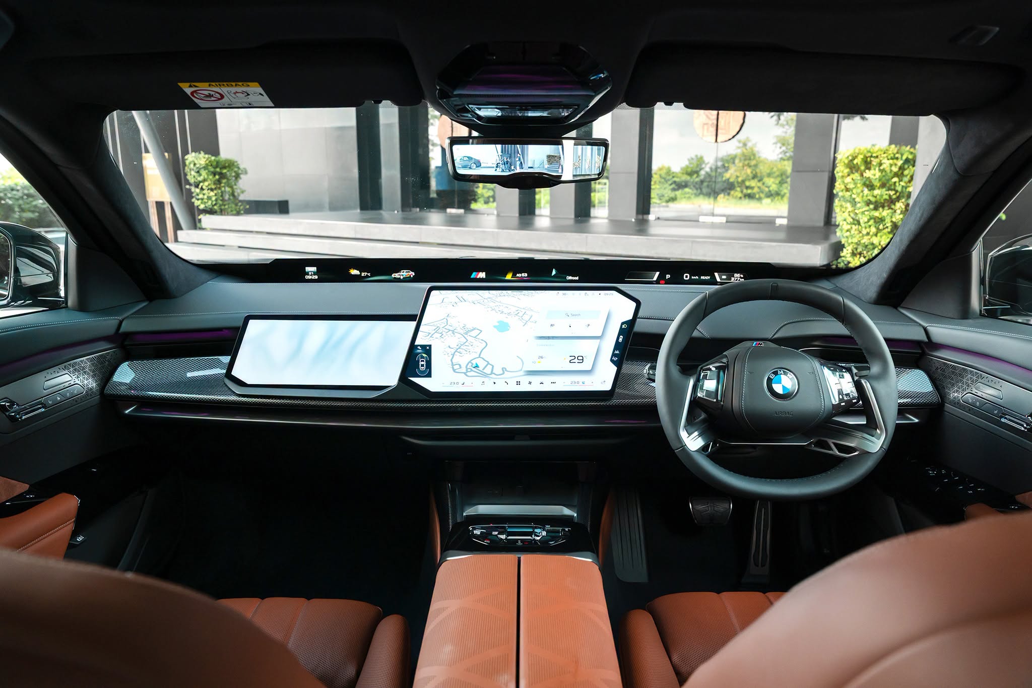 BMW i7 2027 3.jpg