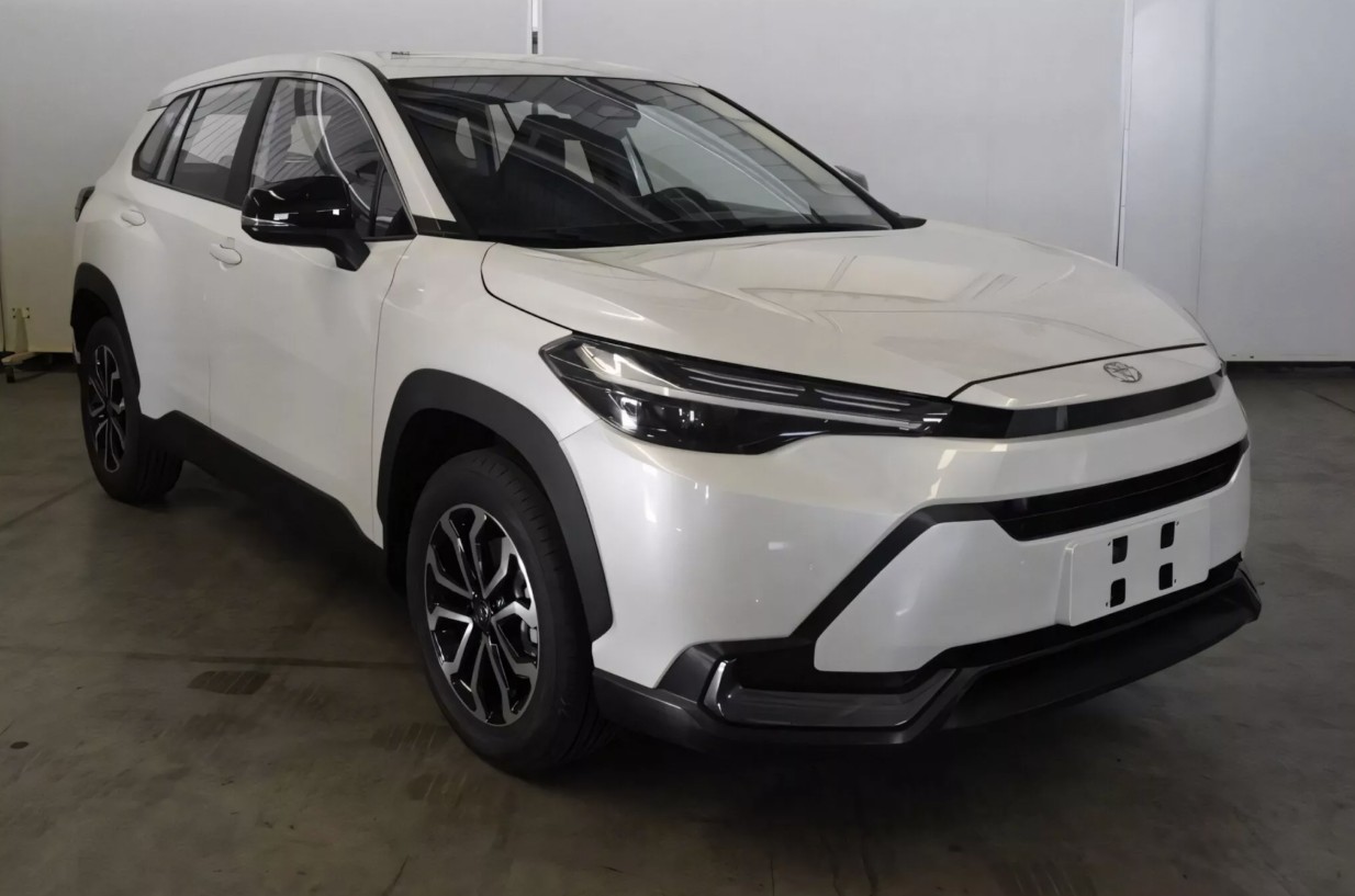 GAC-Toyota-Frontlander-Corolla-Cross-1.JPG