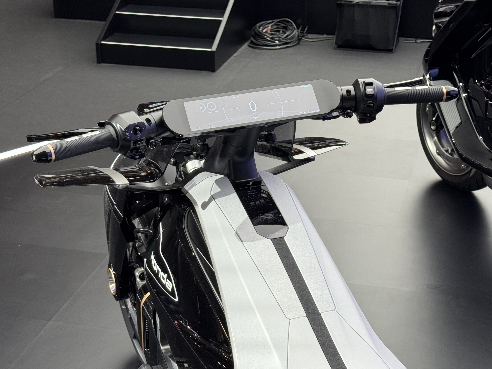 Honda EV OUTLIER Concept 7.jpg