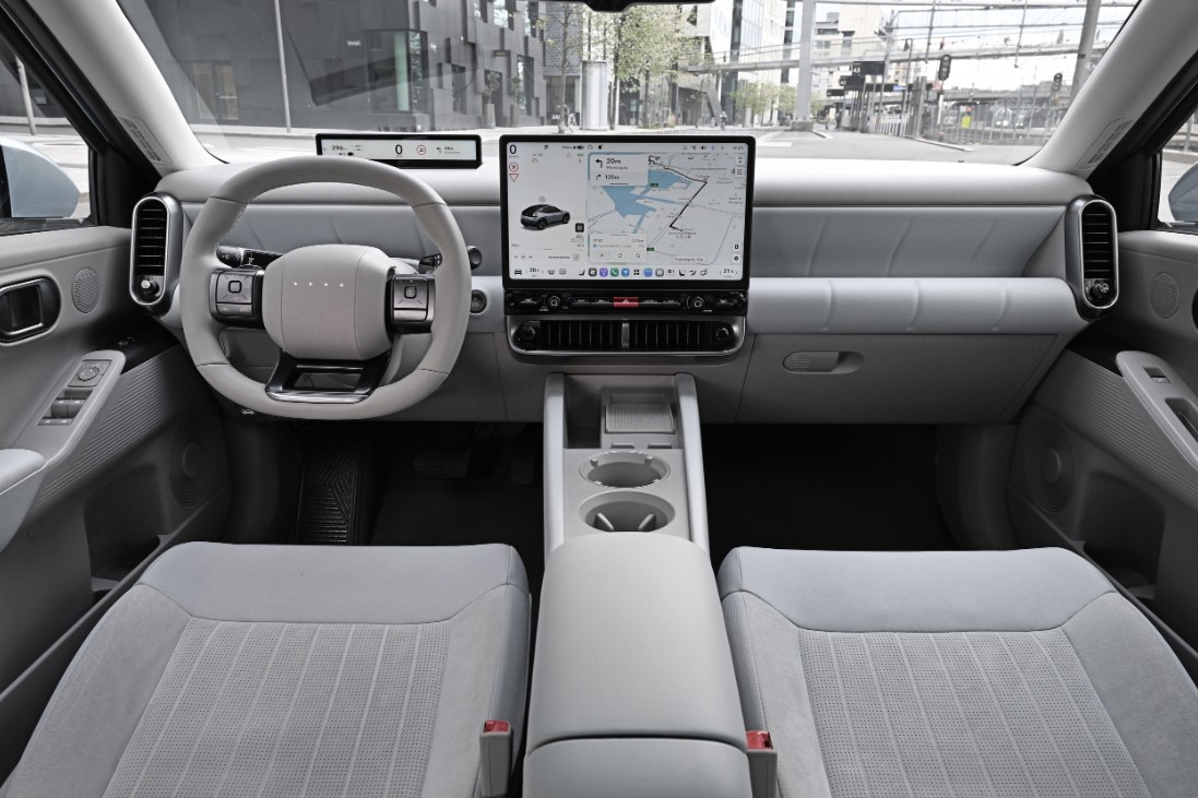 Hyundai-111.jpg
