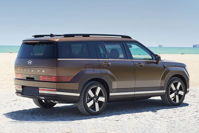 Hyundai-Santa-Fe-Hybrid_TH_002-copy.jpg