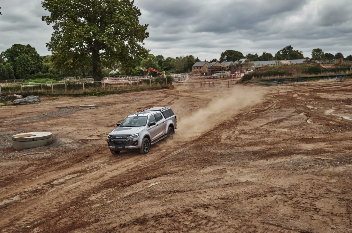 Isuzu D-Max 6.jpg Isuzu D-Max 6.jpg