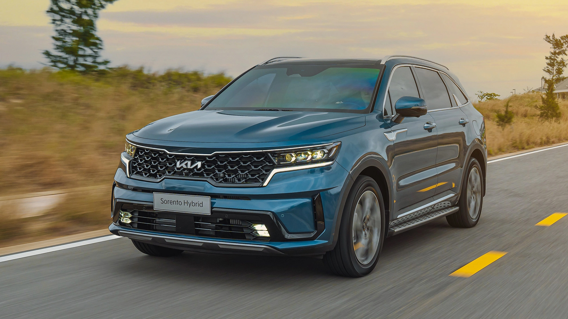 Kia-Sorento-Hybrid-2395-1670999328.jpg