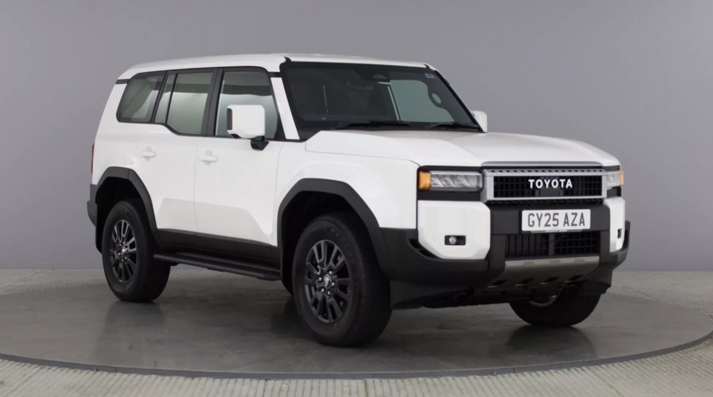 Land Cruiser 3.JPG