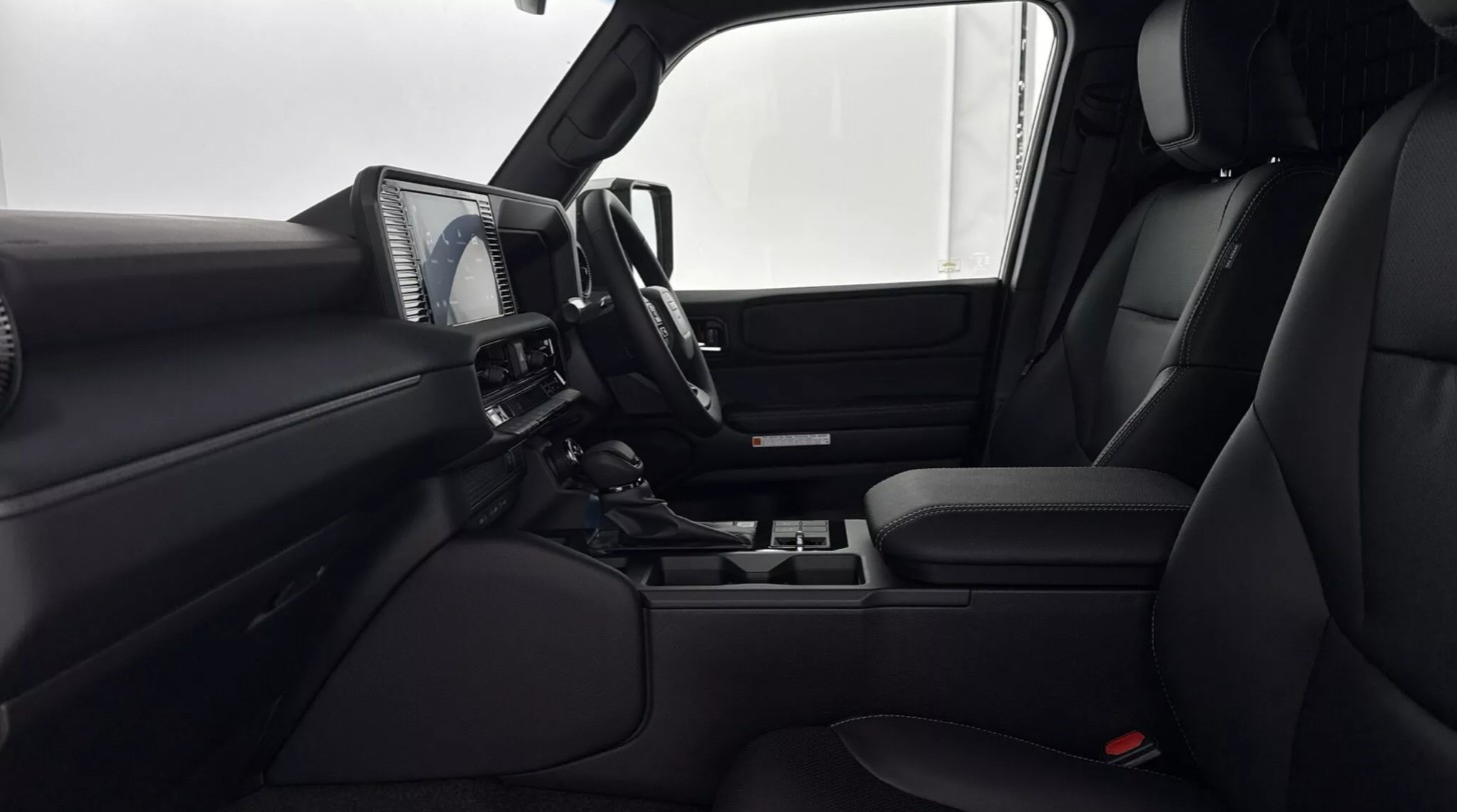 Land Cruiser 9.JPG