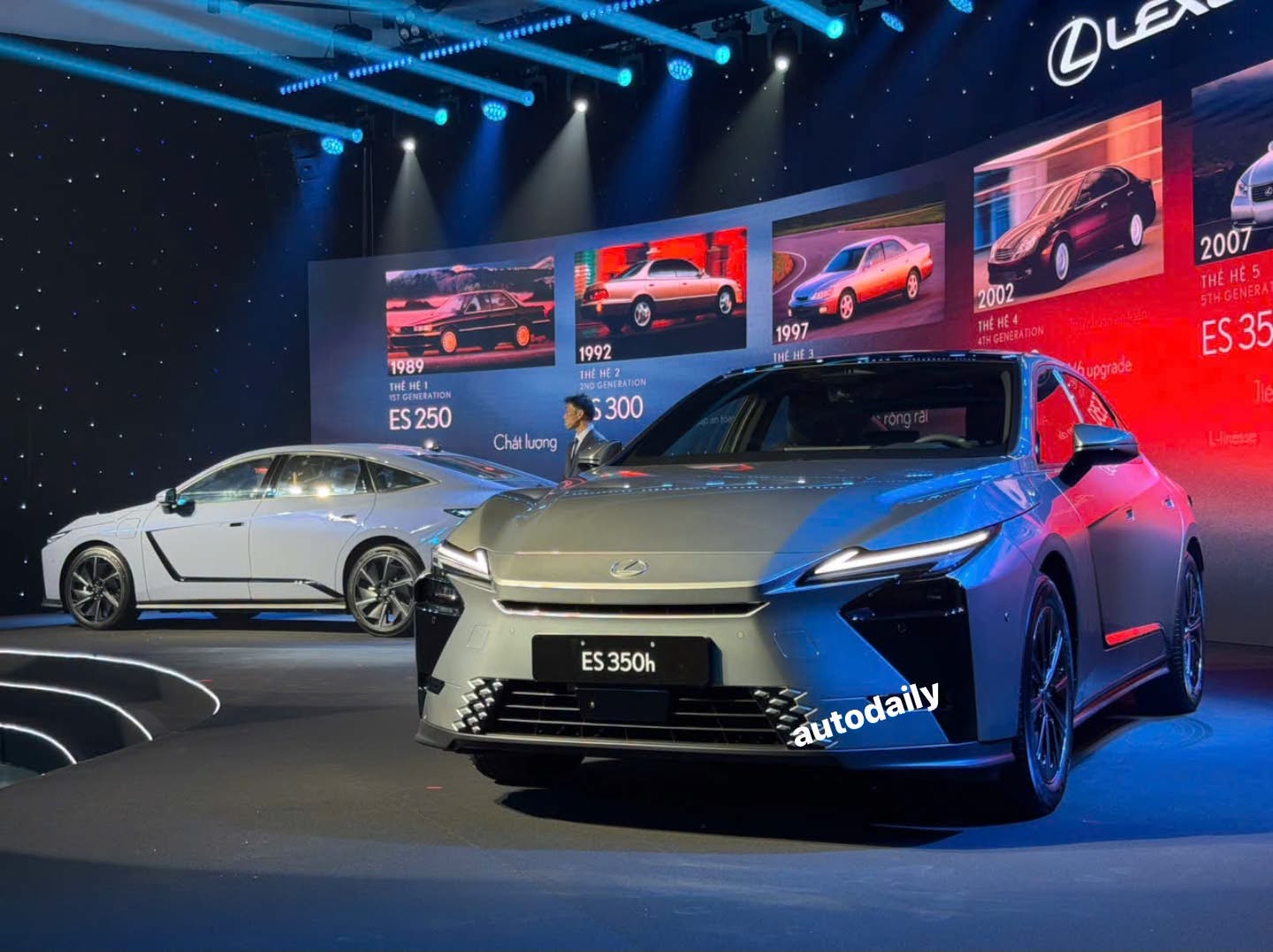 Lexus ES 4.jpg
