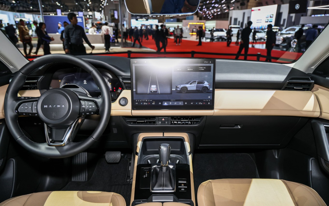 Mazda CX-5 2026-11114.jpg