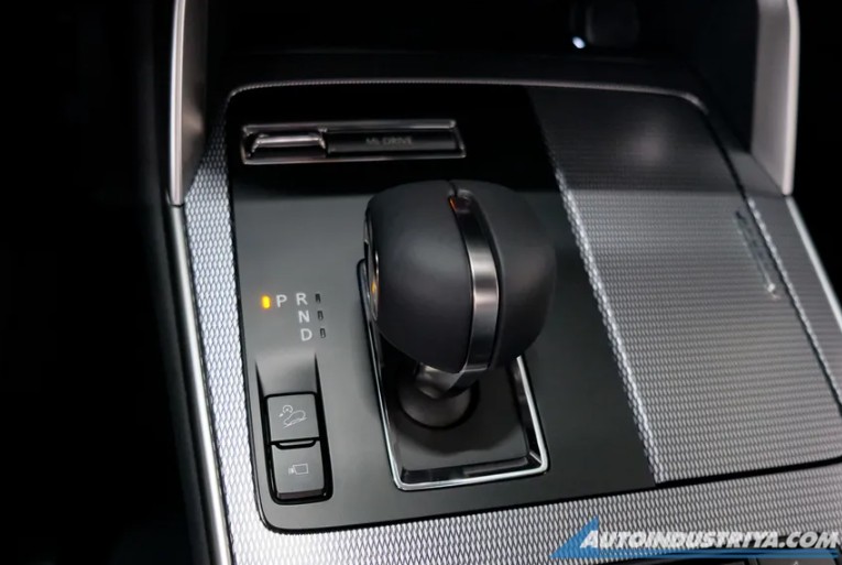 Mazda CX-60 2026 3.jpg