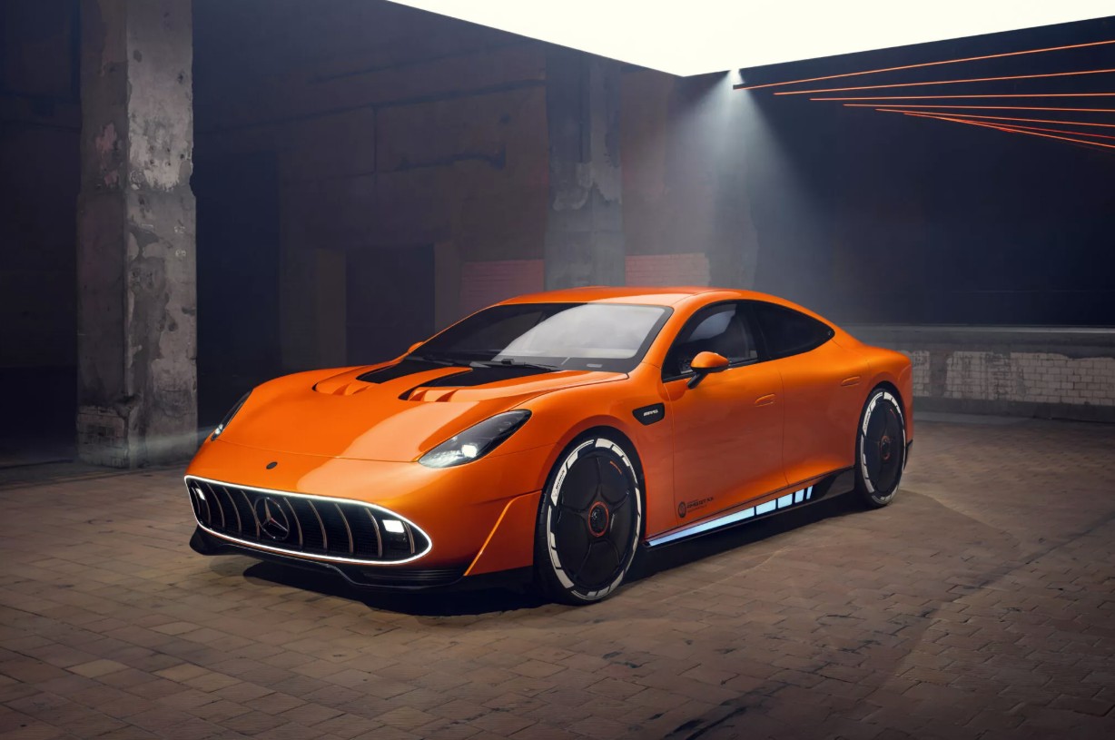 Mercedes-AMG-GT-XX-Concept-1.JPG