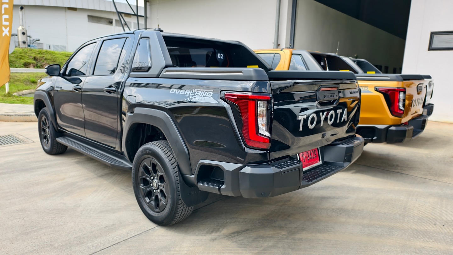 New Toyota Hilux 7.jpg