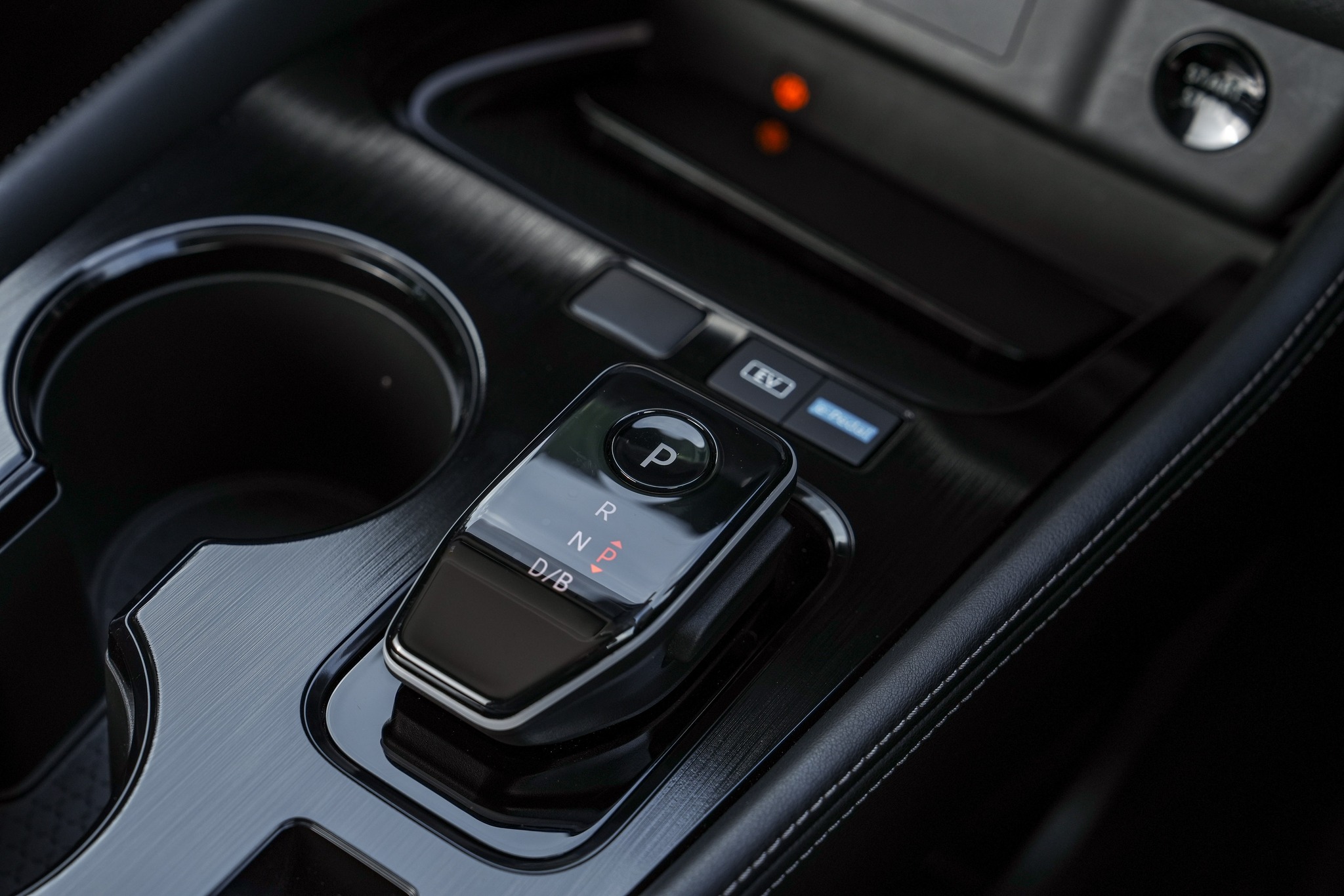 Nissan X-Trail e-POWER 13.jpg