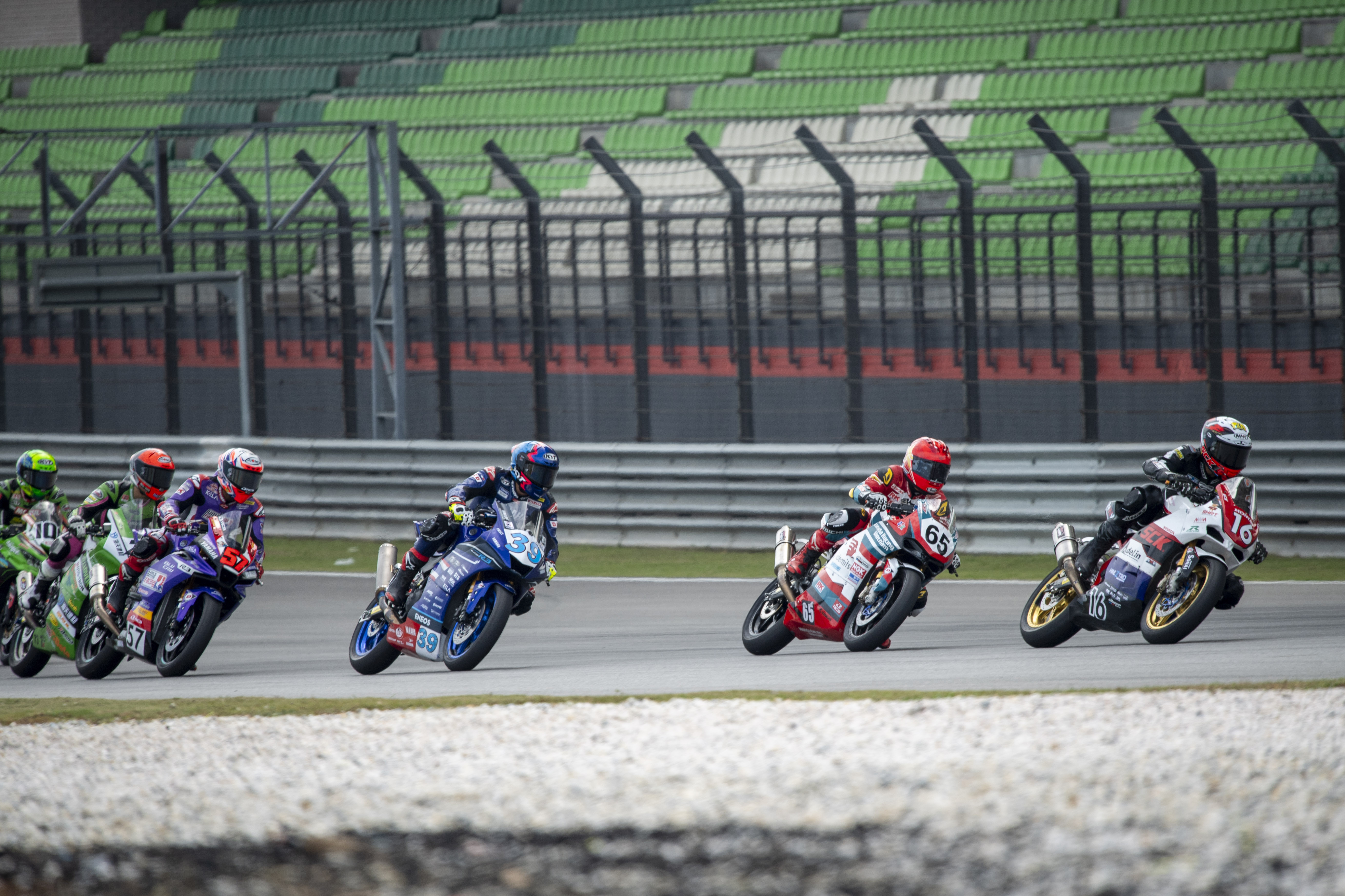 Race 1 R2 ARRC 2025 (9).JPG