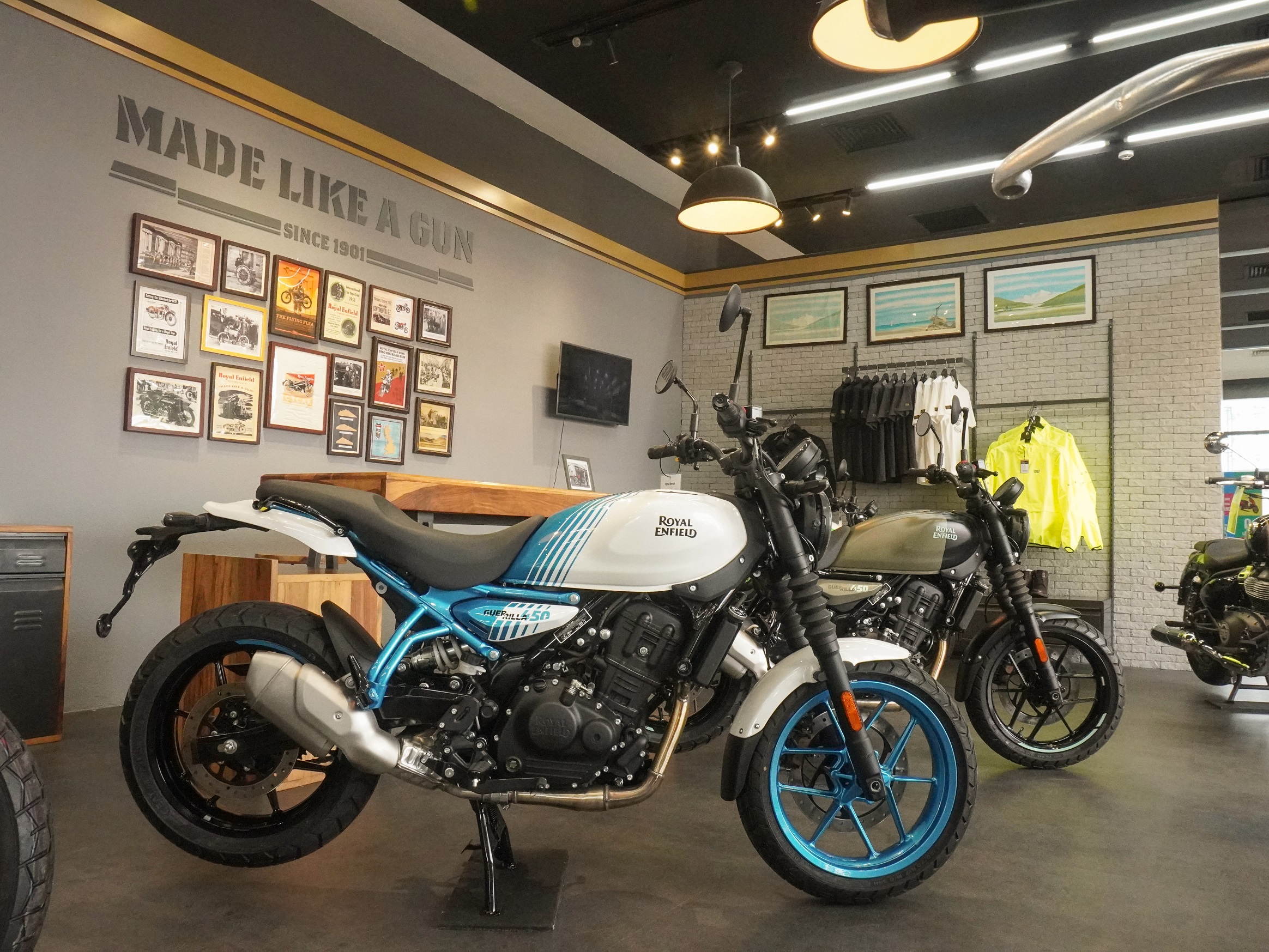 Royal Enfield  (2).JPG