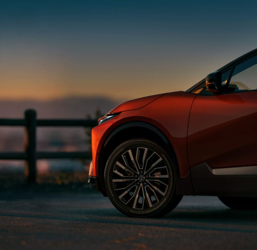 Toyota C-HR 4.JPG