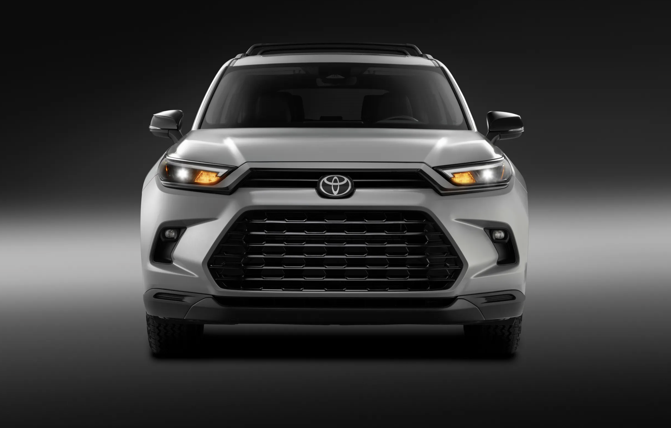 Toyota Grand Highlander 2027 2026-10-03 lúc 09.05.00.png
