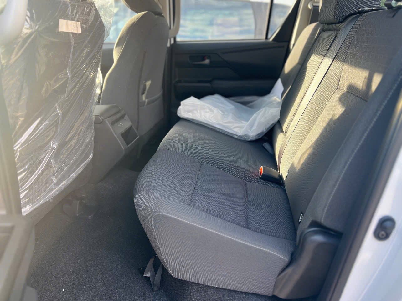 Toyota Hilux 2026 -6.jpg