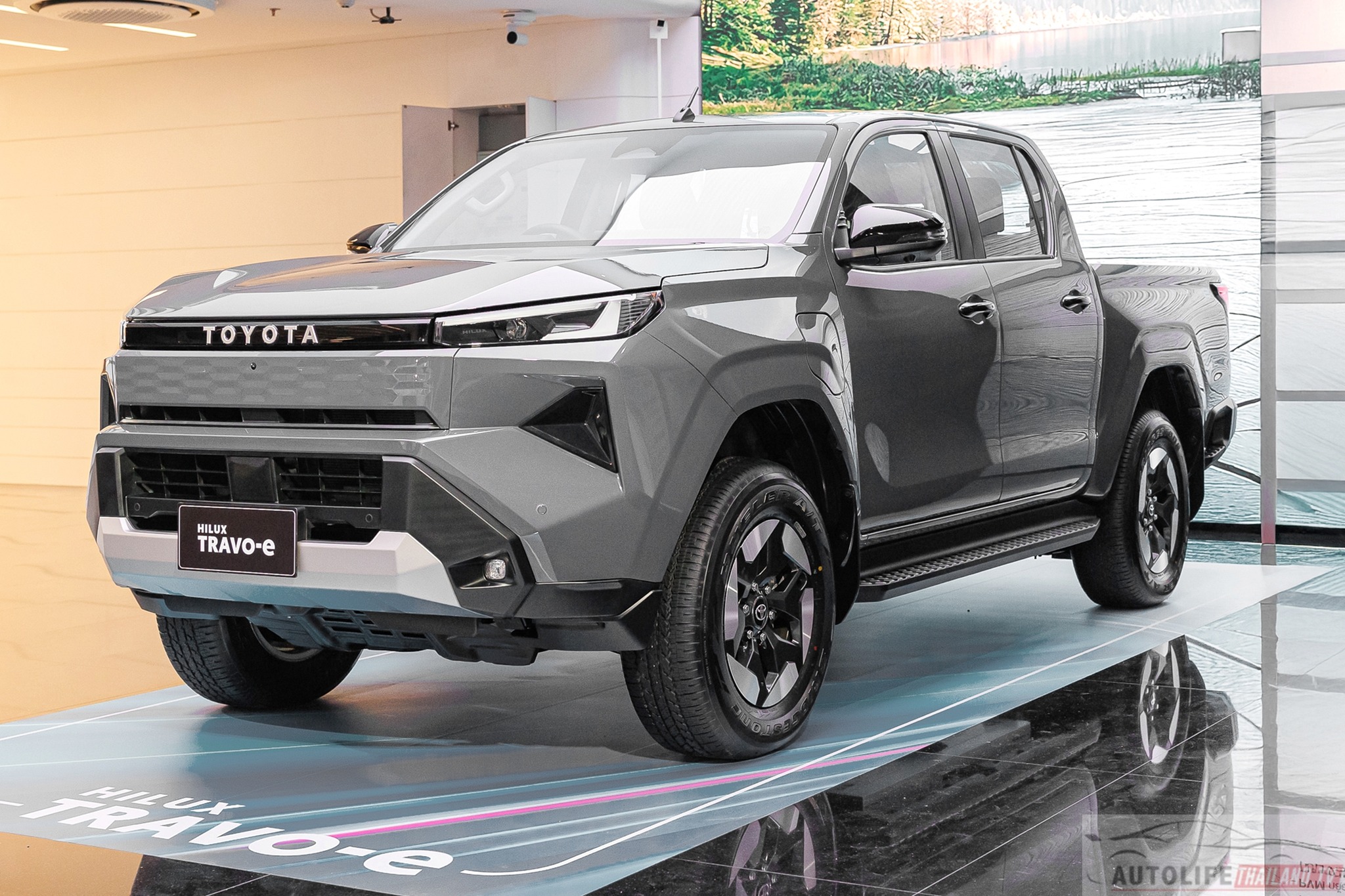 Toyota Hilux TRAVO-e.jpg