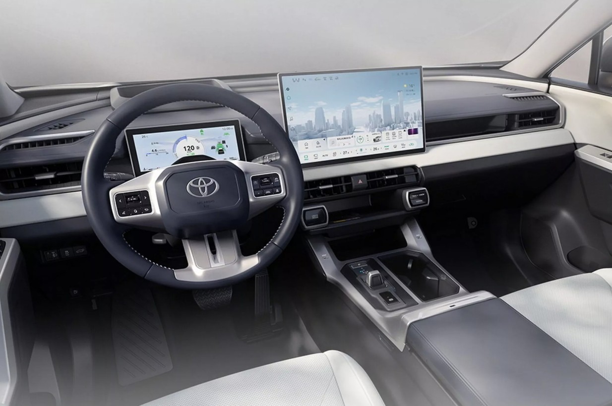 Toyota RAV4 2026-a7.jpg