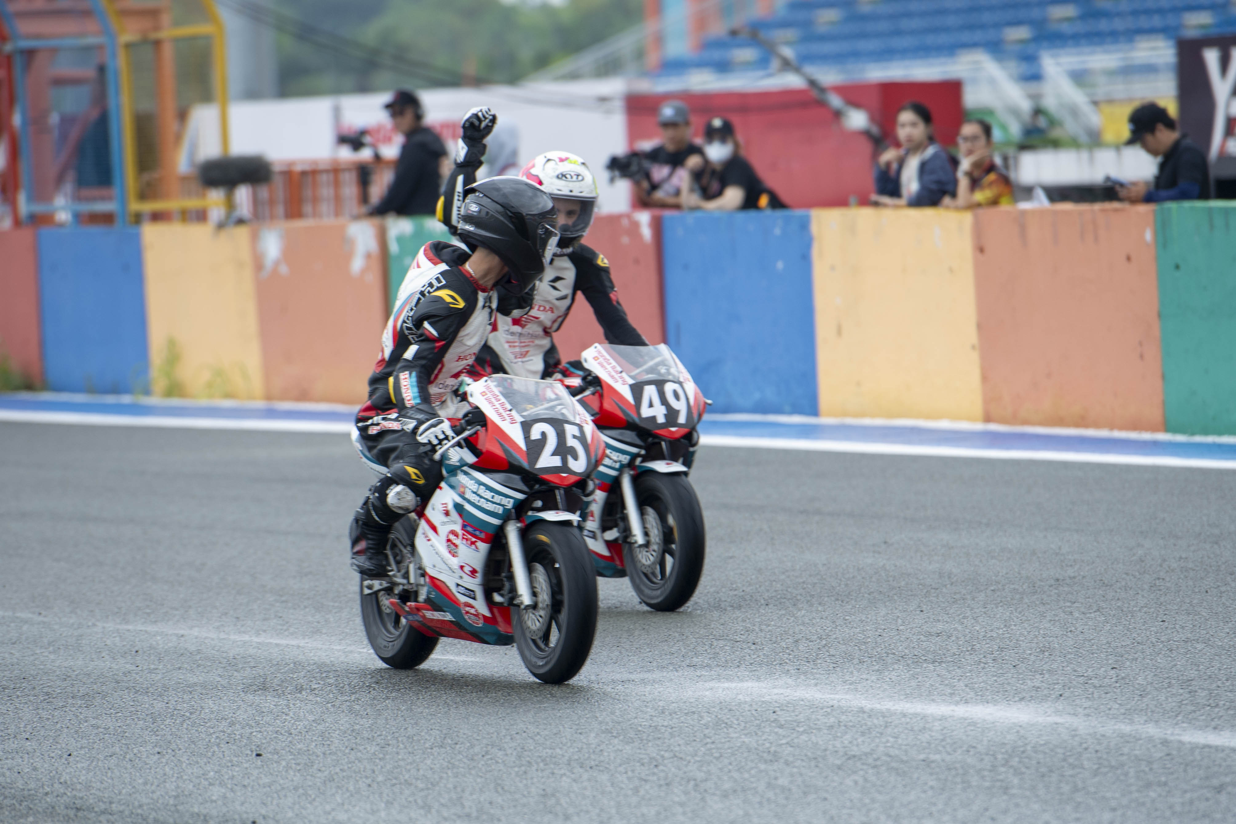 Vietnam Talent Cup VMRC chang 4 (7).JPG