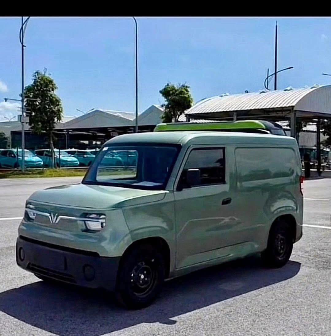 VinFast EC Van (1).jpg