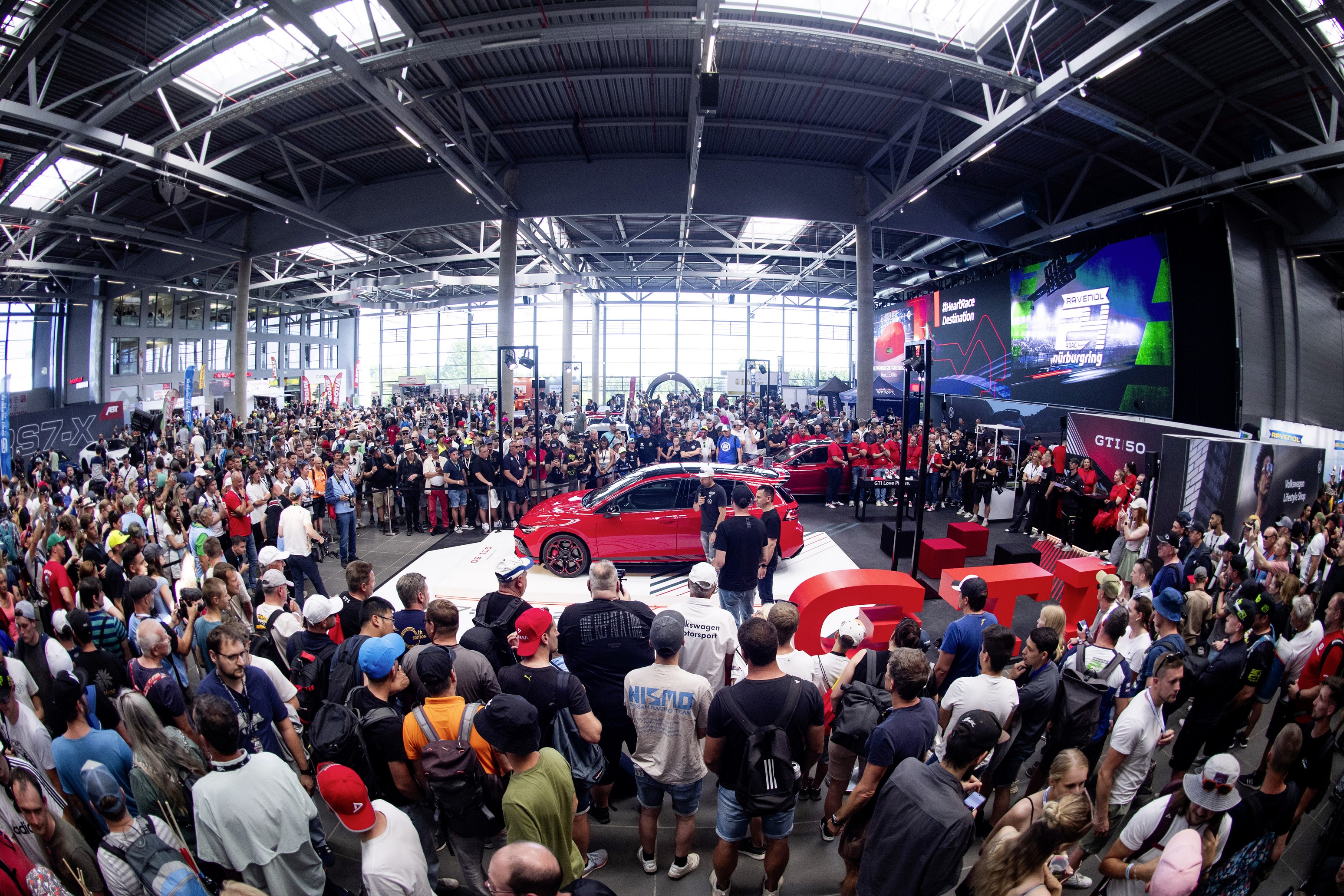 Volkswagen (3).jpg