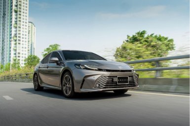 toyota-camry-02.jpg