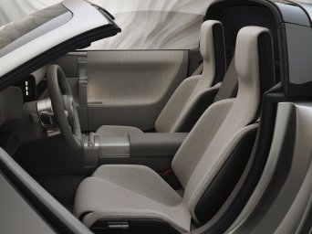 Audi Concept C  (5).jpg