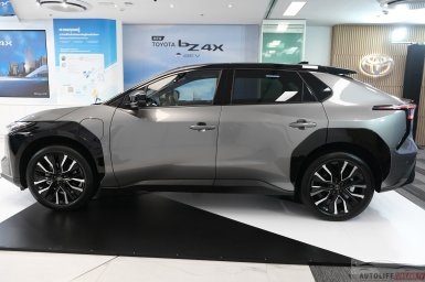 Toyota BZ4X 6.jpg