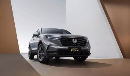Honda-CR-V-Global-30th-Anniversary-Edition-2.jpg