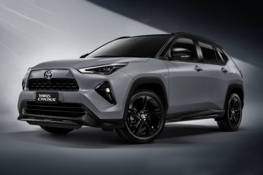 Toyota Yaris Cross HEV NightShade.jpg