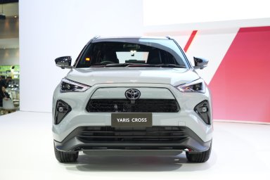 Toyota Yaris Cross HEV NightShade 2026 4.jpg